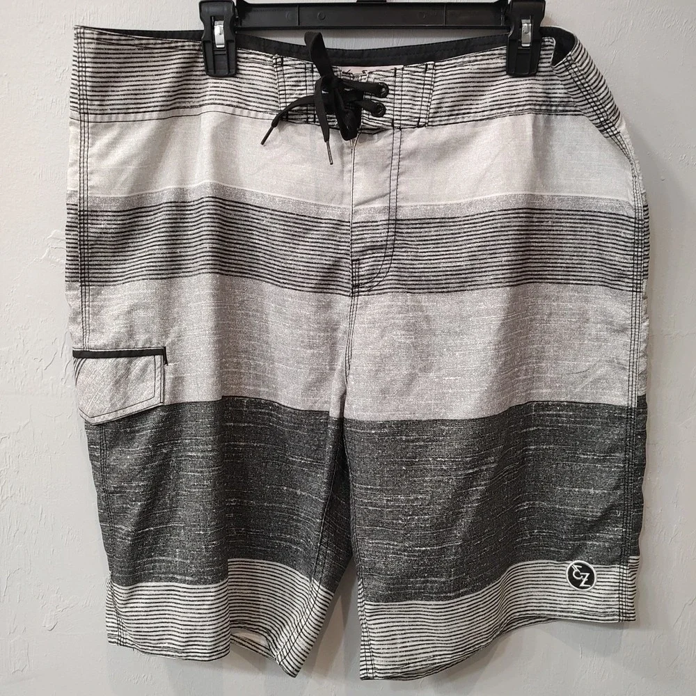 Ezekiel Board Shorts Swim Trunk Drawstring‎ Men's Sz 38 Black White Stripe Beach